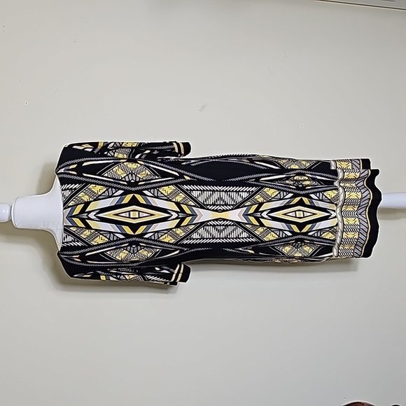 Sandra Darren yellow, black, & White Geometric print dress. size 14W - Picture 5 of 5